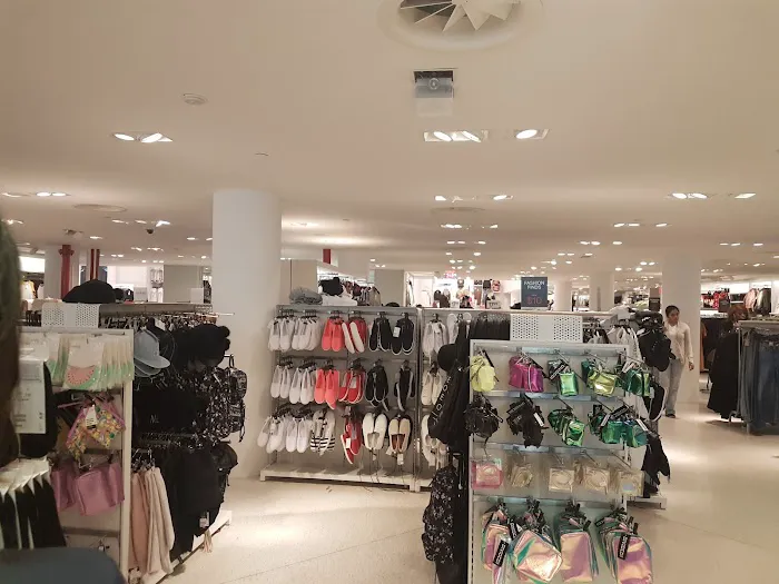 H&M 6