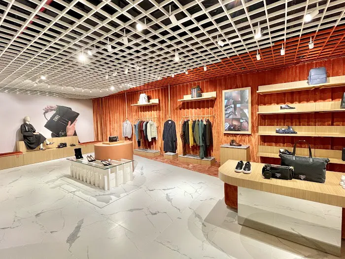 Bally Store 6