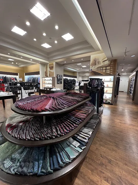 Men's Wearhouse 5