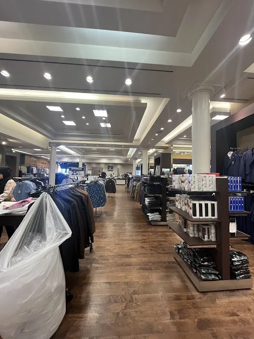 Men's Wearhouse 8