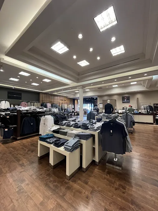 Men's Wearhouse 0