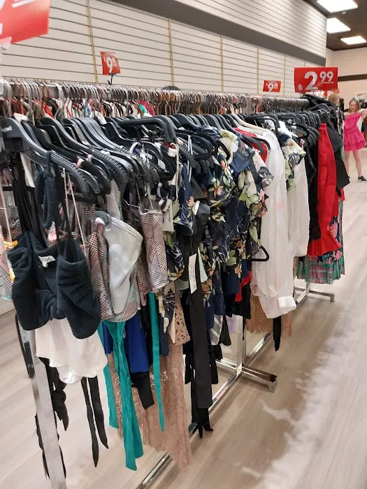The $10 Shop 2