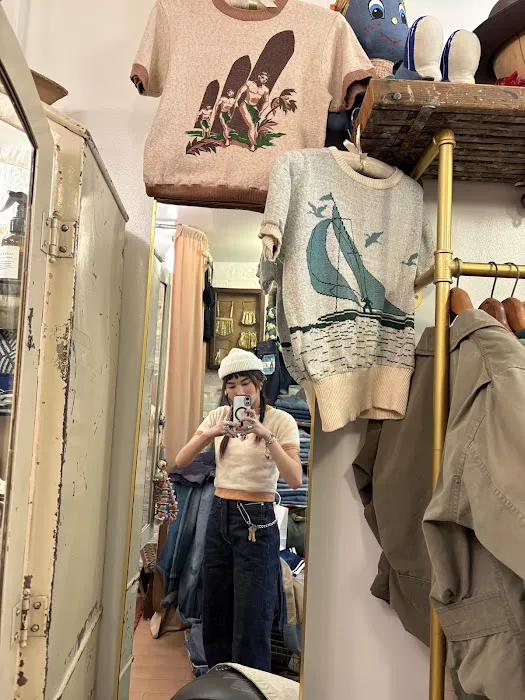 9th St. Vintage 2