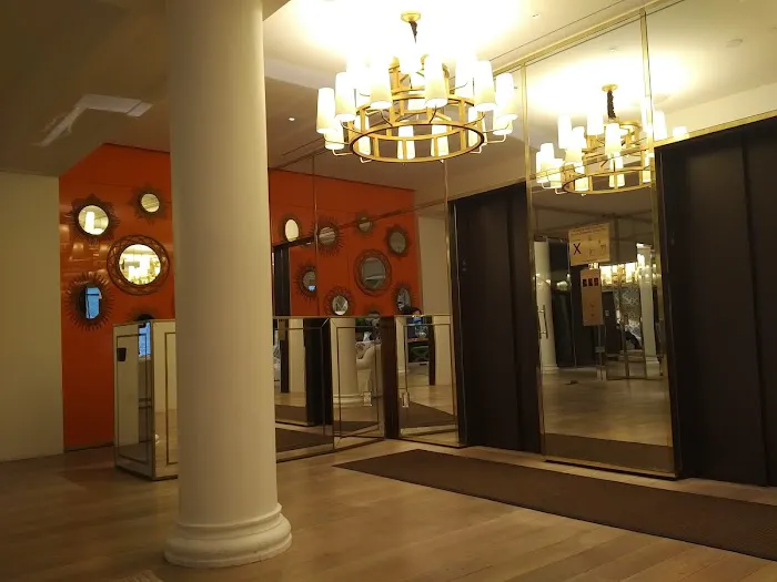 Tory Burch Corporate Headquarters 6