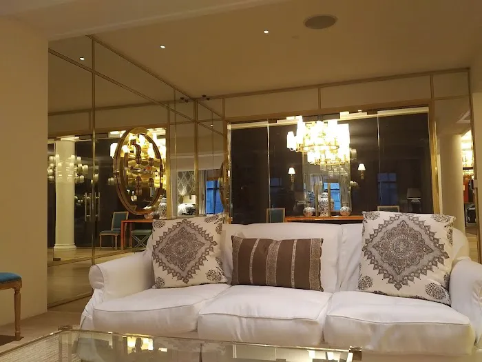 Tory Burch Corporate Headquarters 8