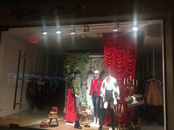 alice + olivia 9