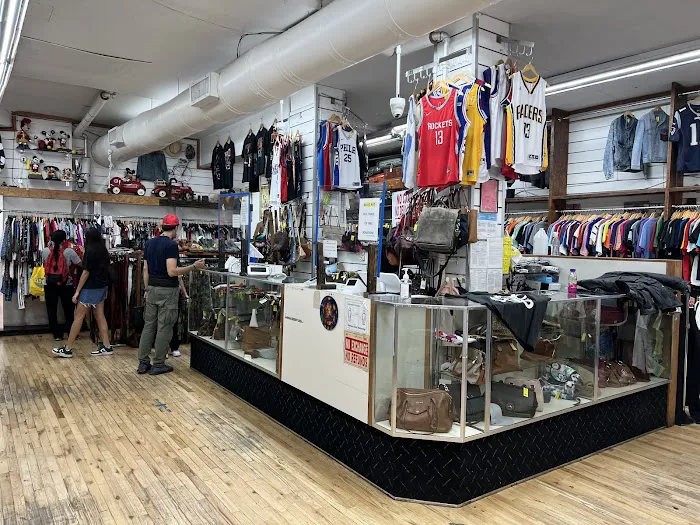 L Train Vintage 1