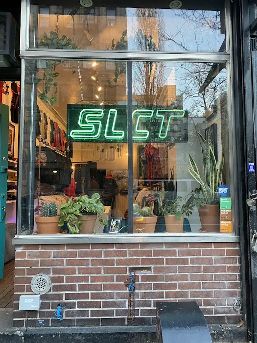 SLCT Stock NYC 7