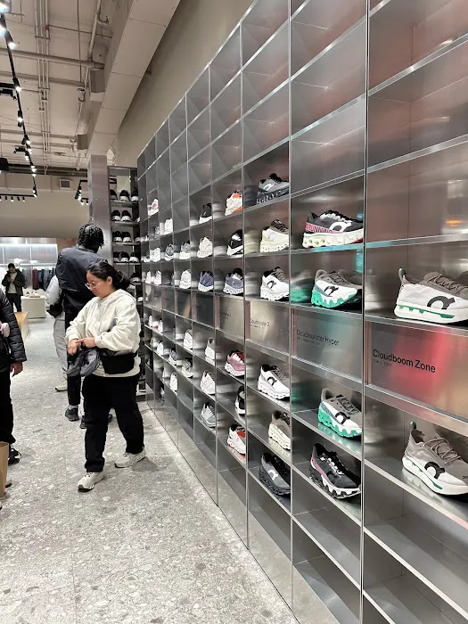 On Flagship Store NYC Flatiron 1