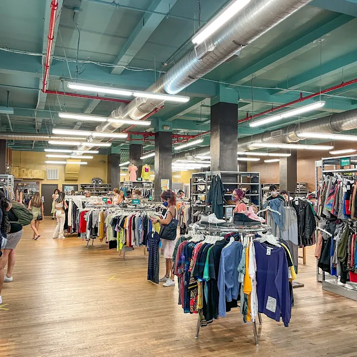 Buffalo Exchange 9