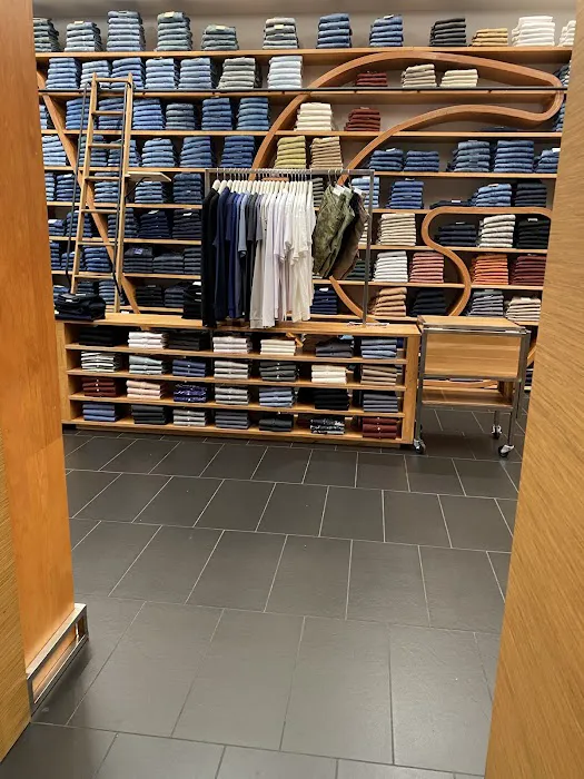 AG Jeans 2