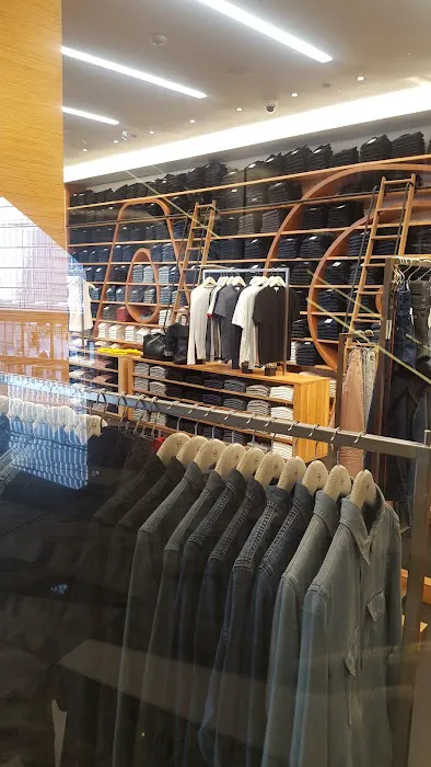 AG Jeans 4