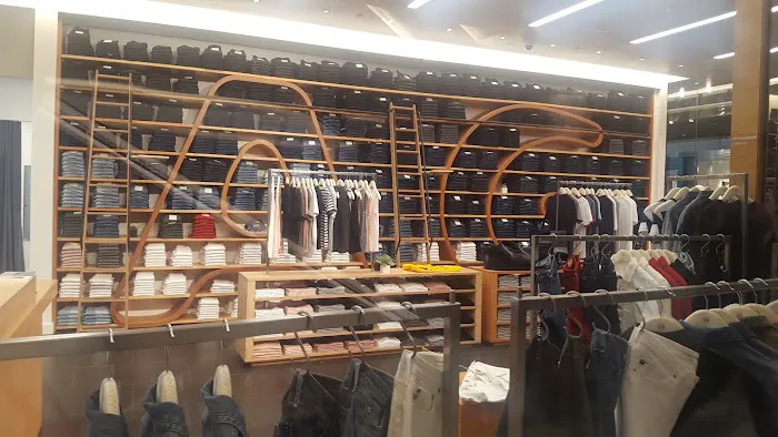 AG Jeans 8