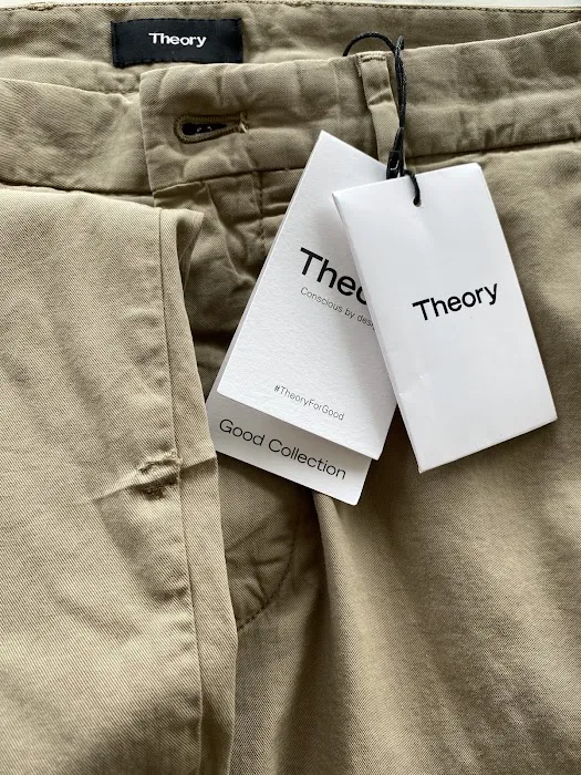 Theory Hudson Yards 8