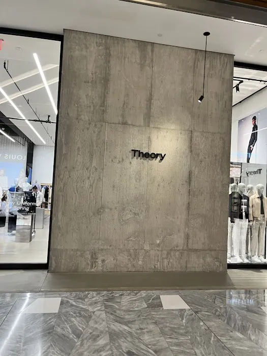 Theory Hudson Yards 1