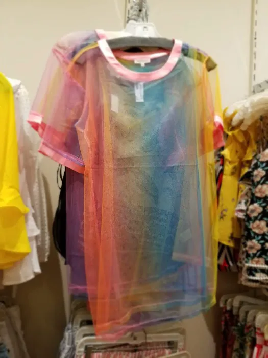 De Janeiro Stores 5