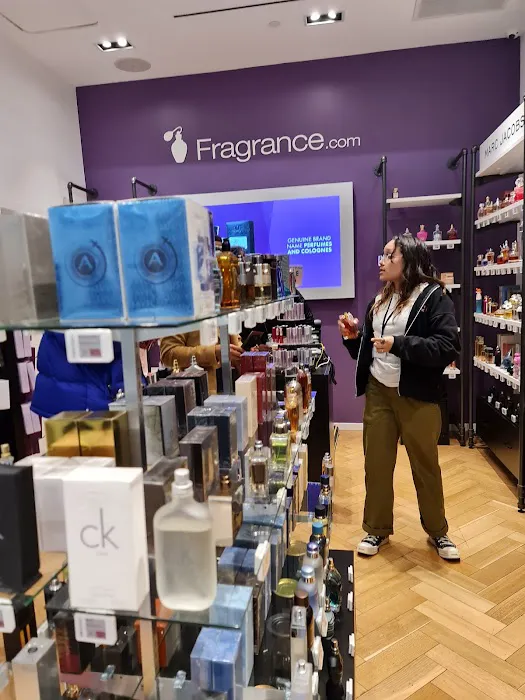 Fragrance.com 3