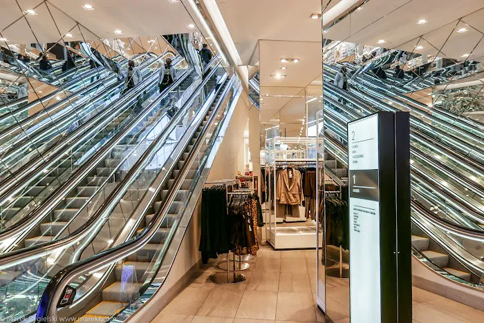 H&M 3