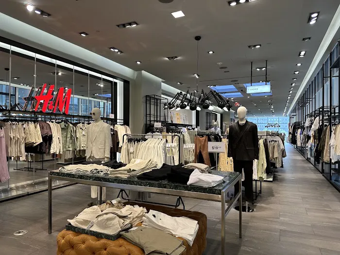 H&M 4
