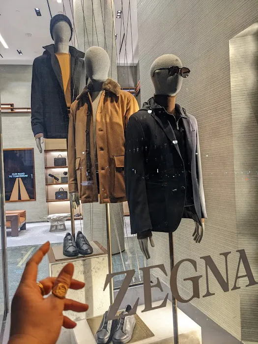 Zegna Boutique (Brookfield Place) 4