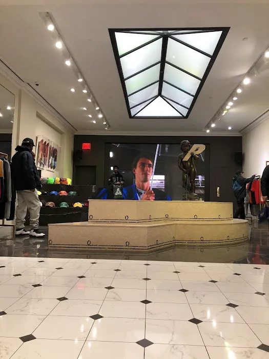 Palace Skateboard Apparel 0
