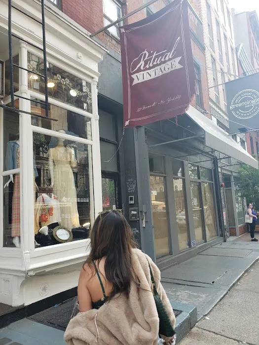 Ritual Vintage Clothing 2