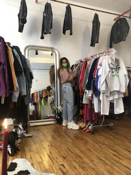 BLODA'S CHOICE Vintage store 0