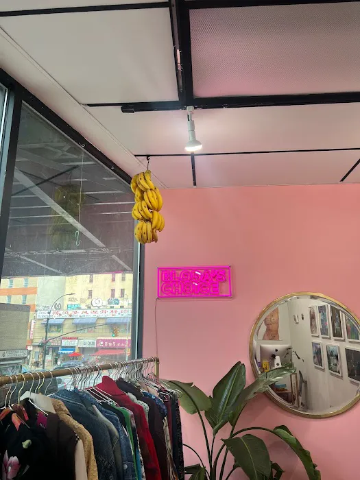 BLODA'S CHOICE Vintage store 1