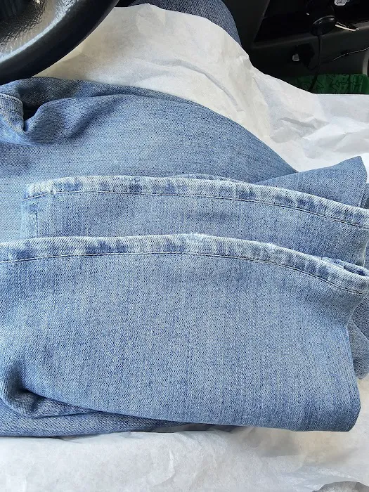 7 For All Mankind 8