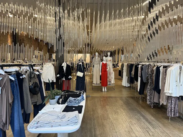 Reiss 4