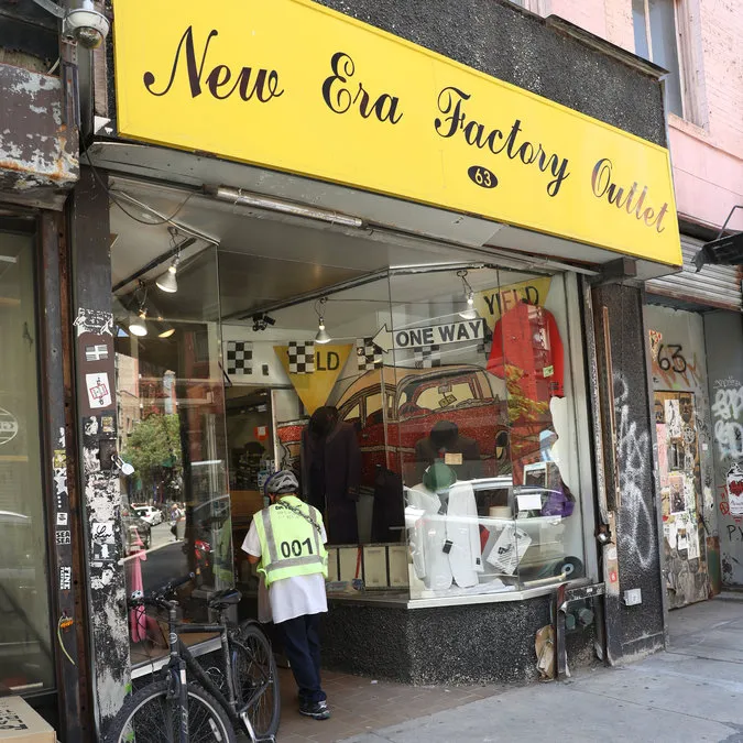 New Era Factory Outlet 0