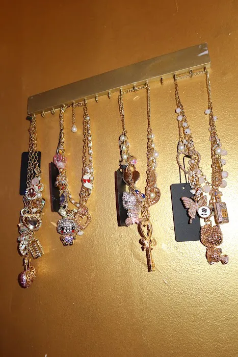 Rem & Ri Boutique 1