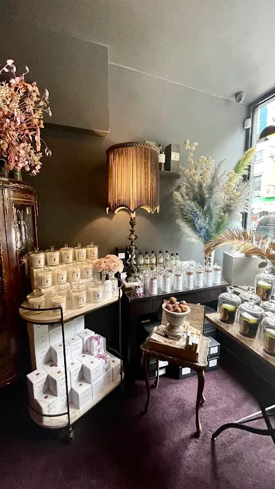 Aedes Perfumery 6