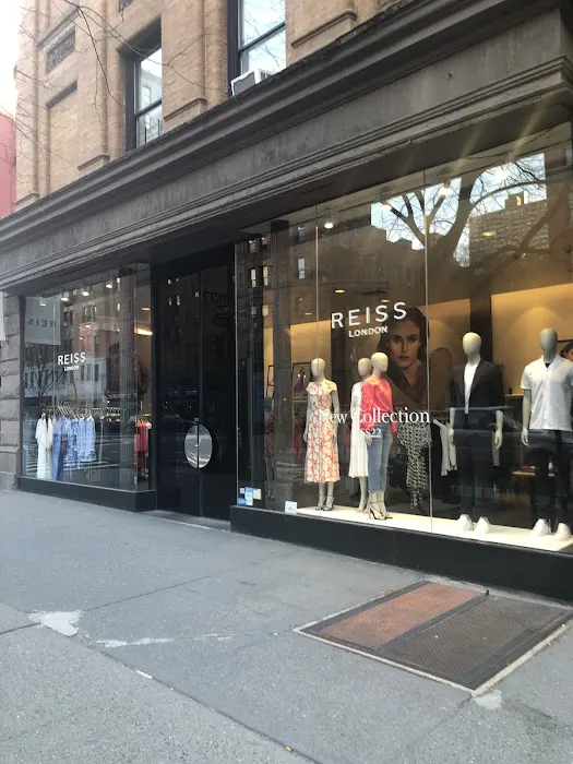 Reiss 0