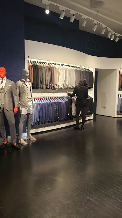 Suitsupply NY SoHo 7