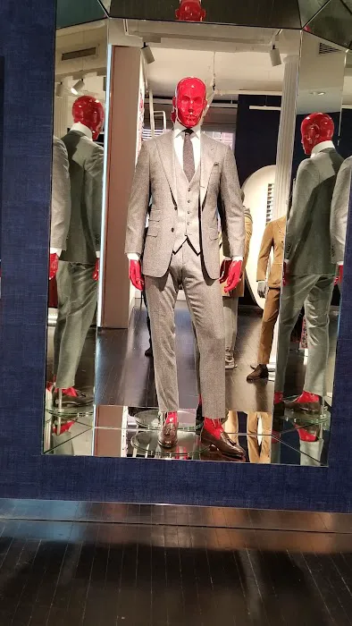 Suitsupply NY SoHo 9