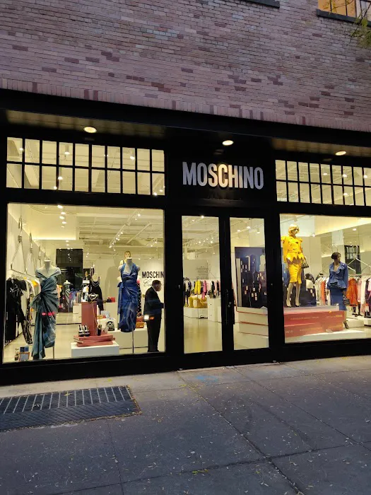 Moschino 1