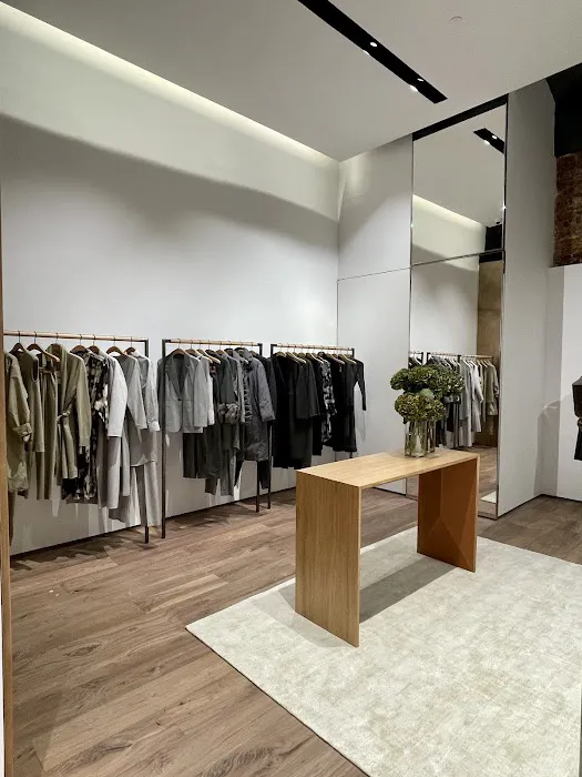 Lafayette 148 New York | Greene Street 8