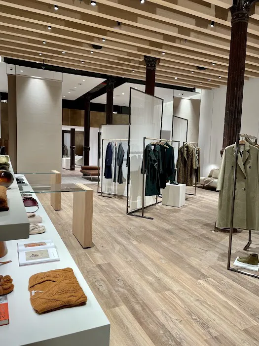 Lafayette 148 New York | Greene Street 7