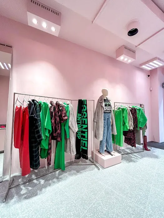 Essentiel Antwerp 3