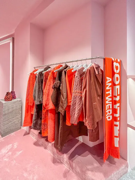 Essentiel Antwerp 7