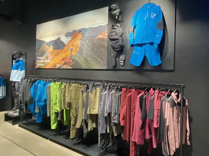 Norrøna Flagship Store New York 5