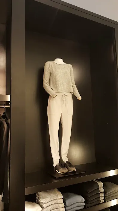 JAMES PERSE 5