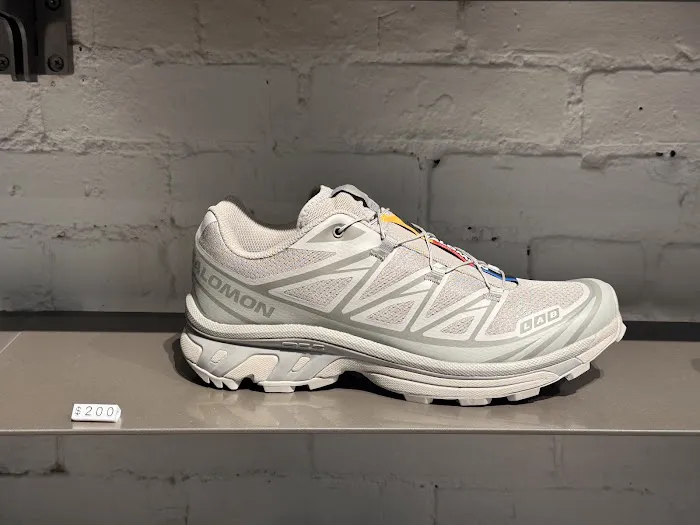 Salomon Sportstyle Store 9