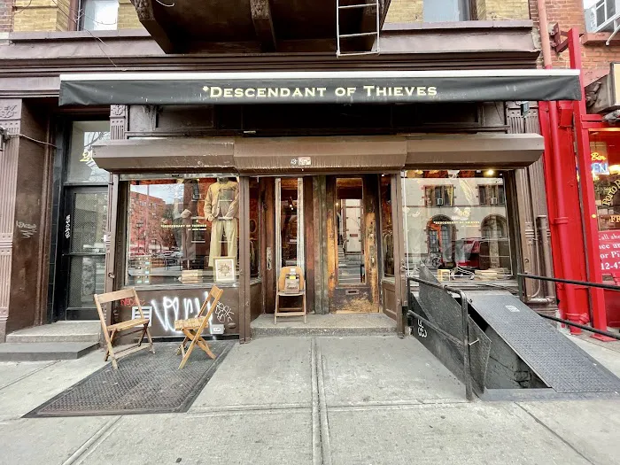 Descendant of Thieves 6
