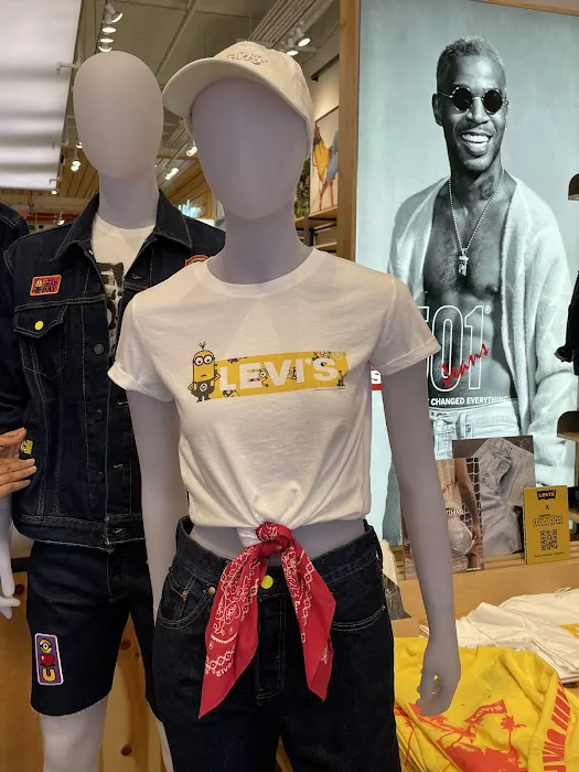Levi’s Store 2