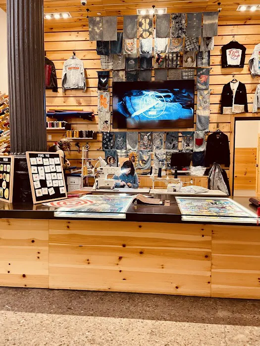 Levi’s Store 3