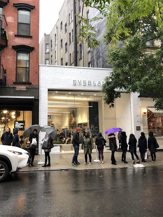 Everlane 3