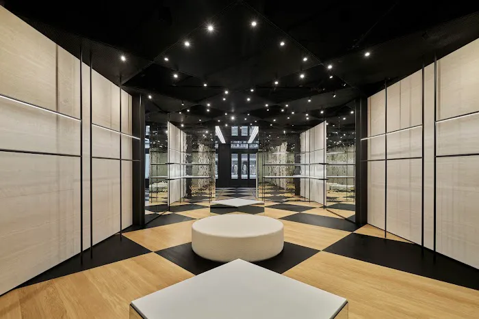 AMI Paris - Alexandre Mattiussi 2