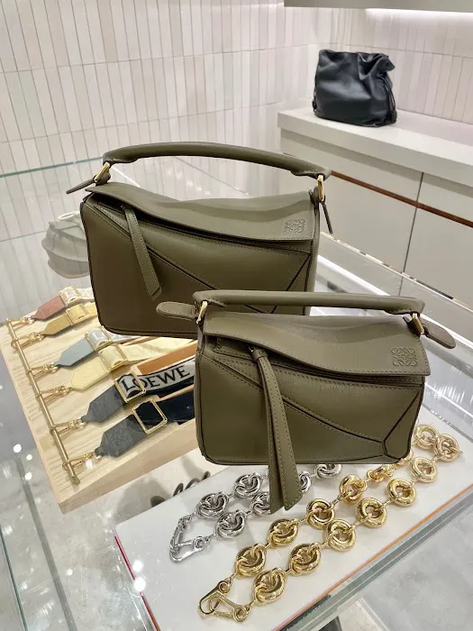 LOEWE Greene st 9